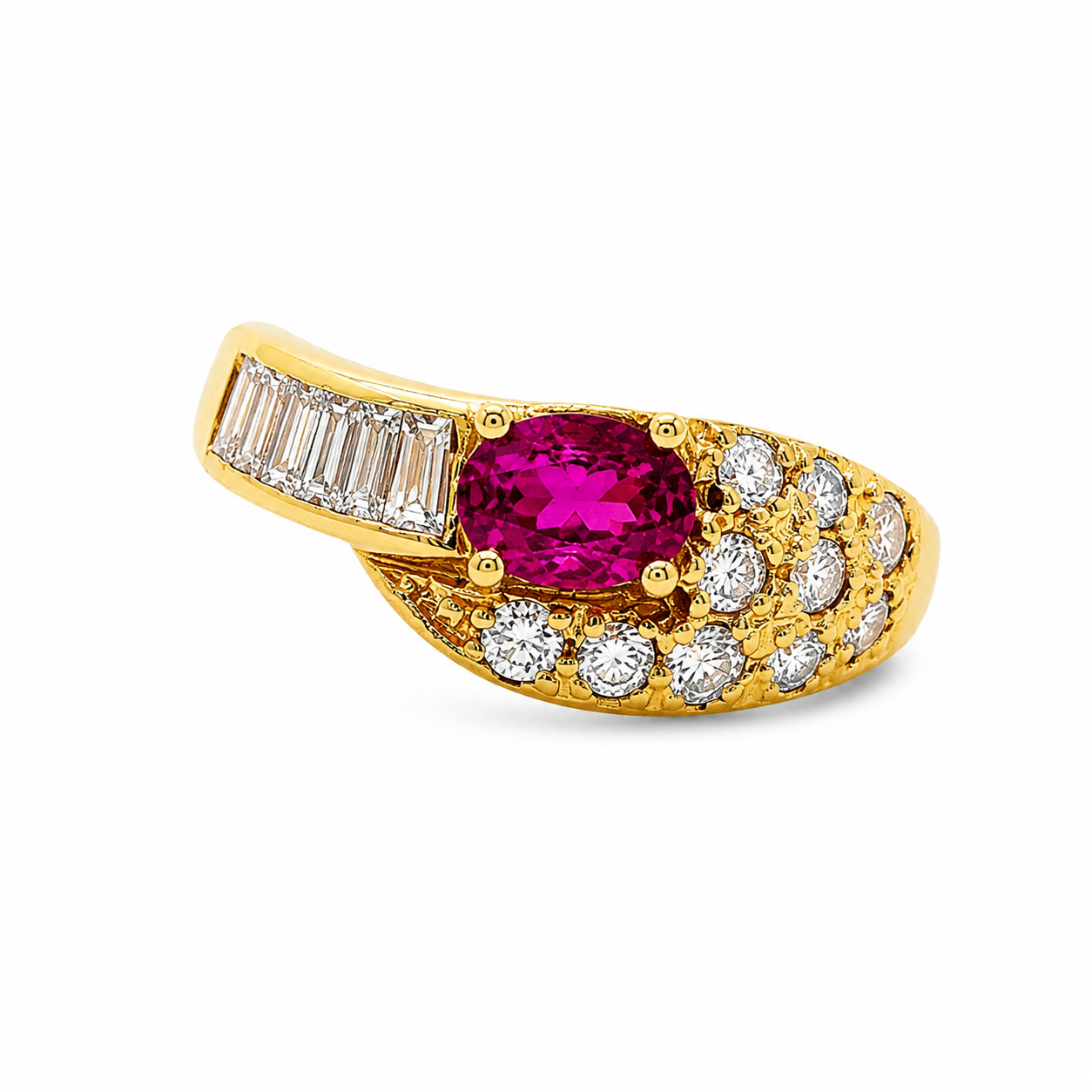 Elegant Ruby & Diamond Ring in K18 Yellow Gold – Size 14