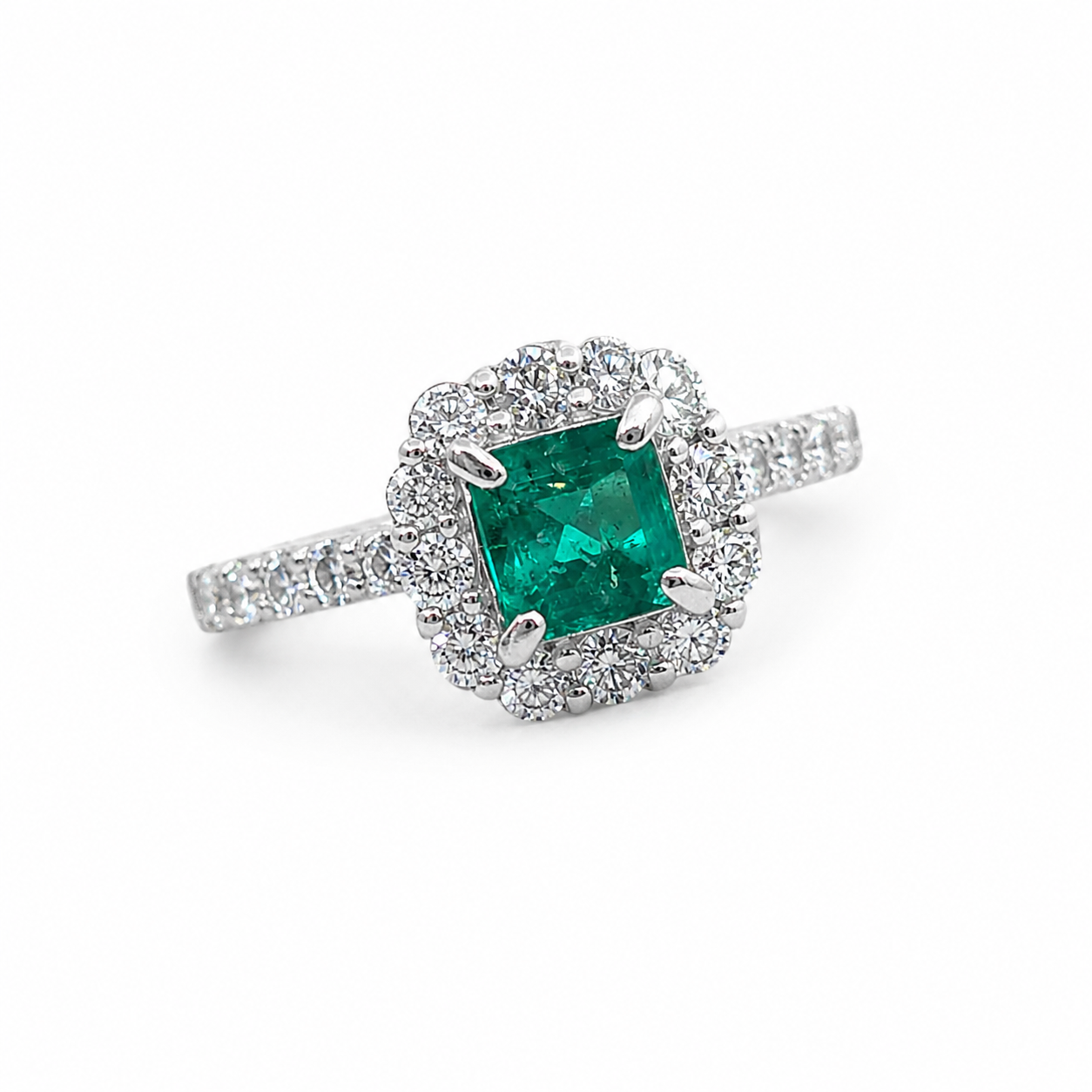 Emerald & Diamond Ring in PT900 – Size 12